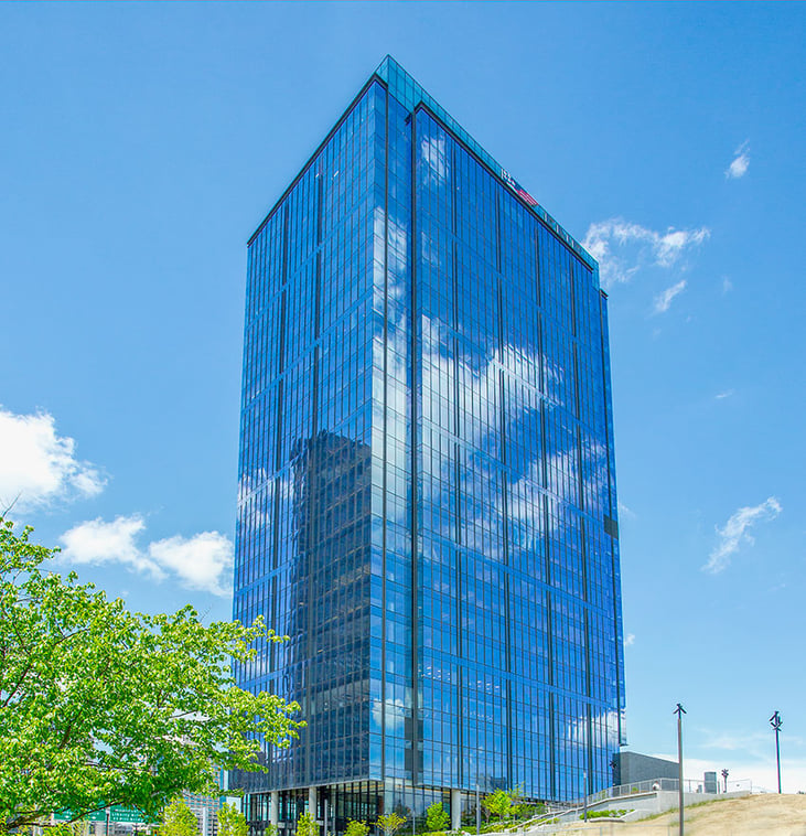 FNB Tower in Pittsburgh, PA using Solarban® R77 Acuity® Glass, Solarban® 60 Acuity® Glass